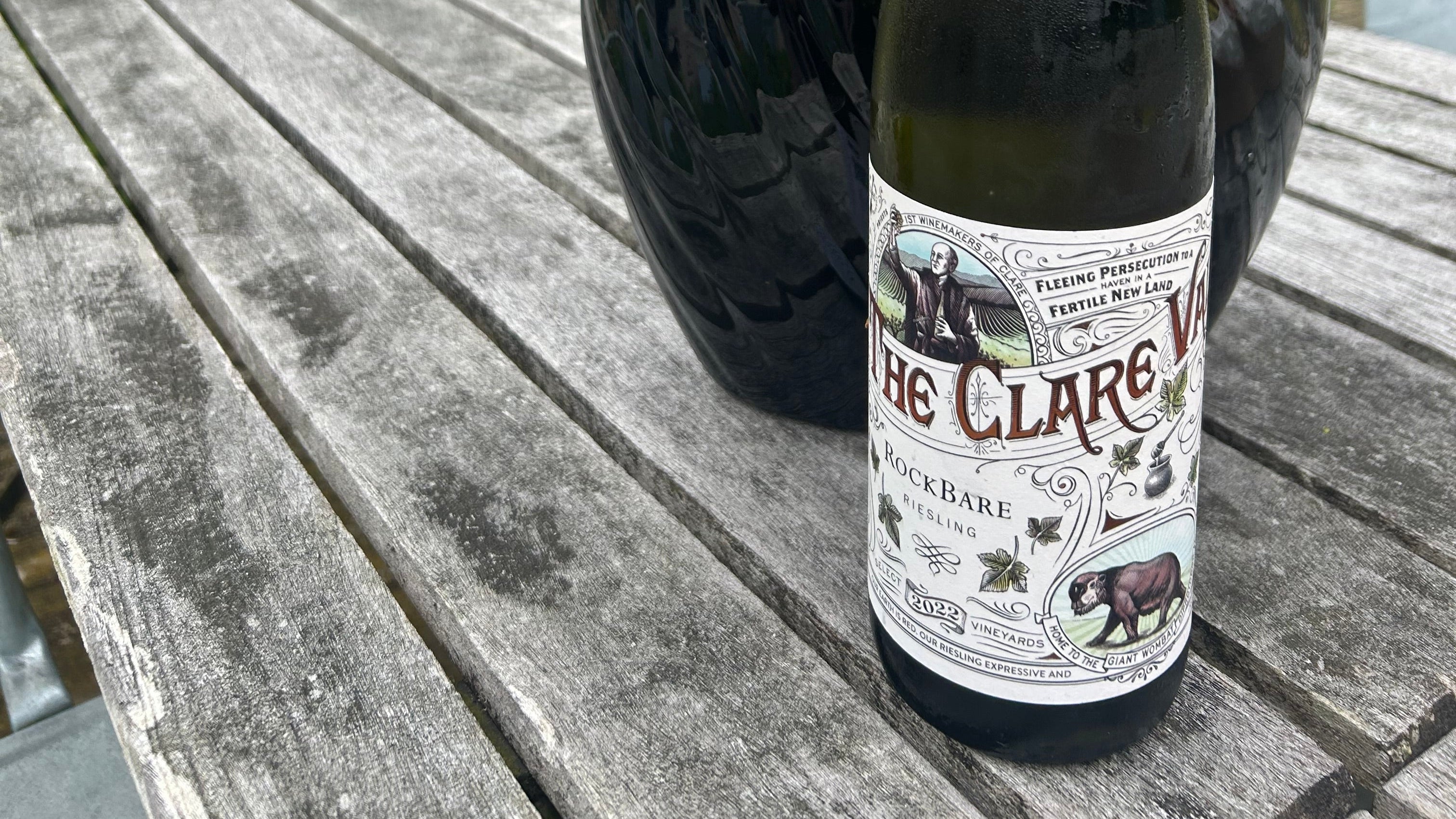 Smooth wine vs tense wine: understanding the difference