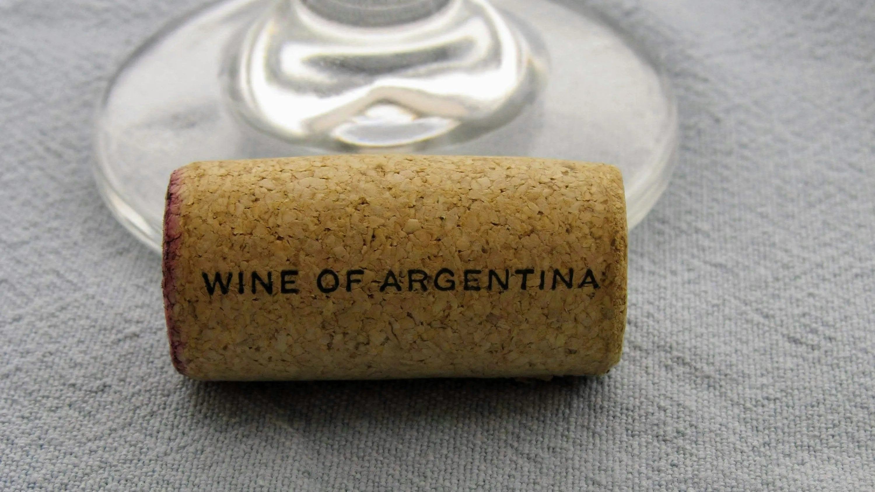 French or Argentinian Malbec: What Are the Differences? Terroirs, Styles & Cuvées