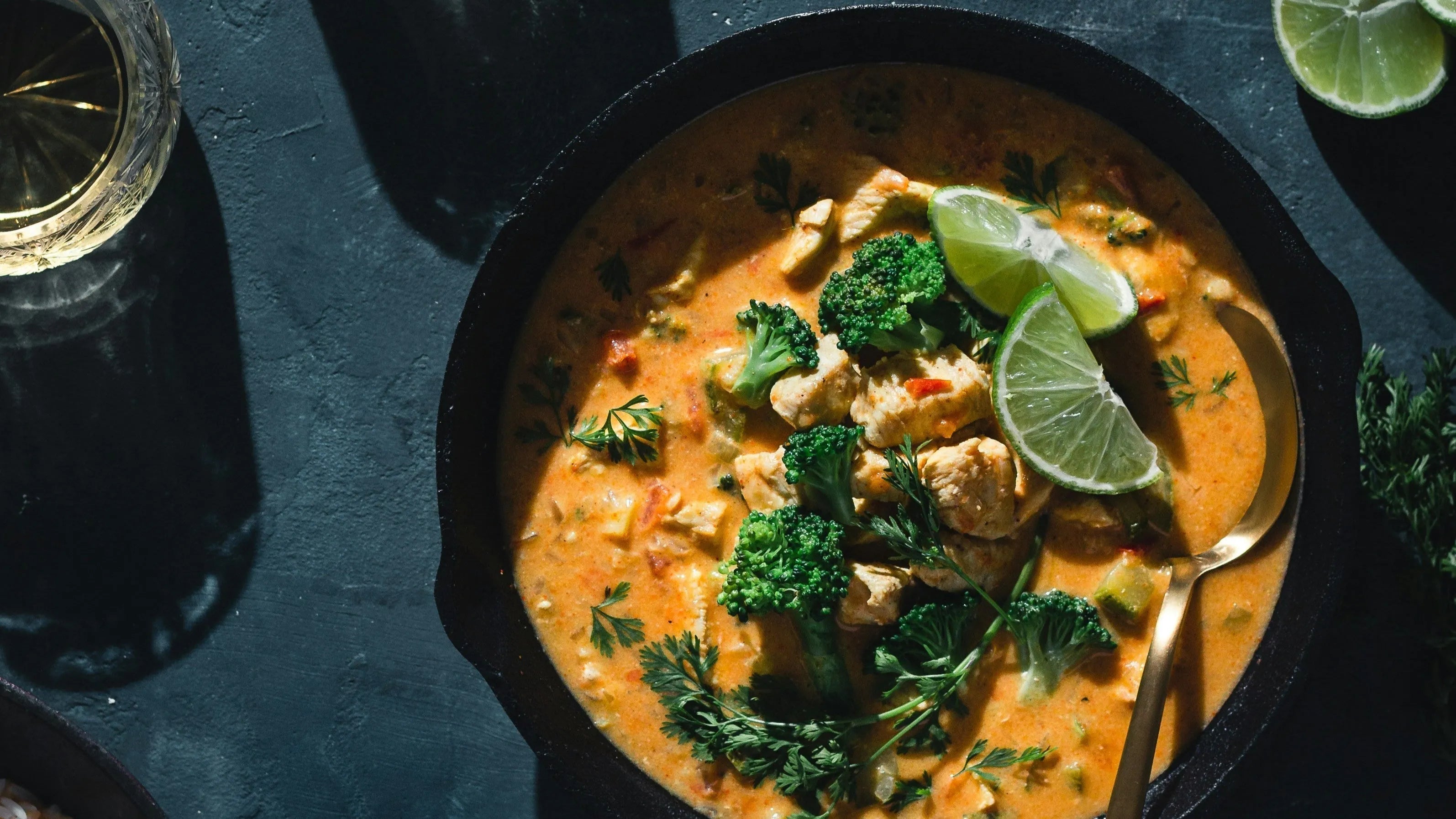 Quel vin pour un poulet curry ? Nos meilleurs accords